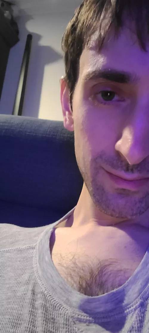 Here's to gaming and shows tonight 🦉