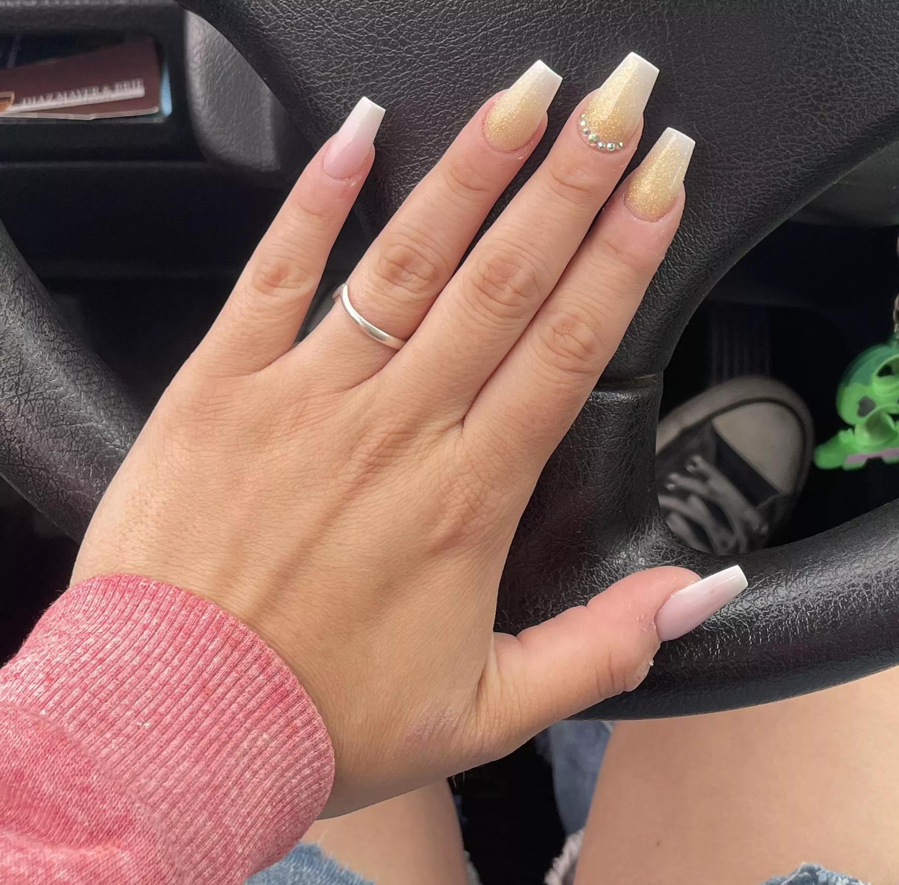 I love my nails, imagine 💅🏼🍑