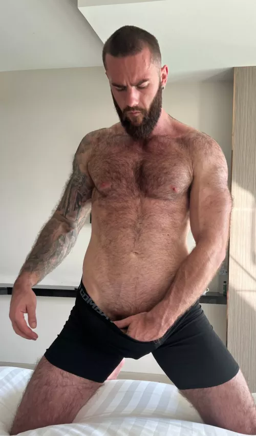 If I give you my room number would you come up or not?