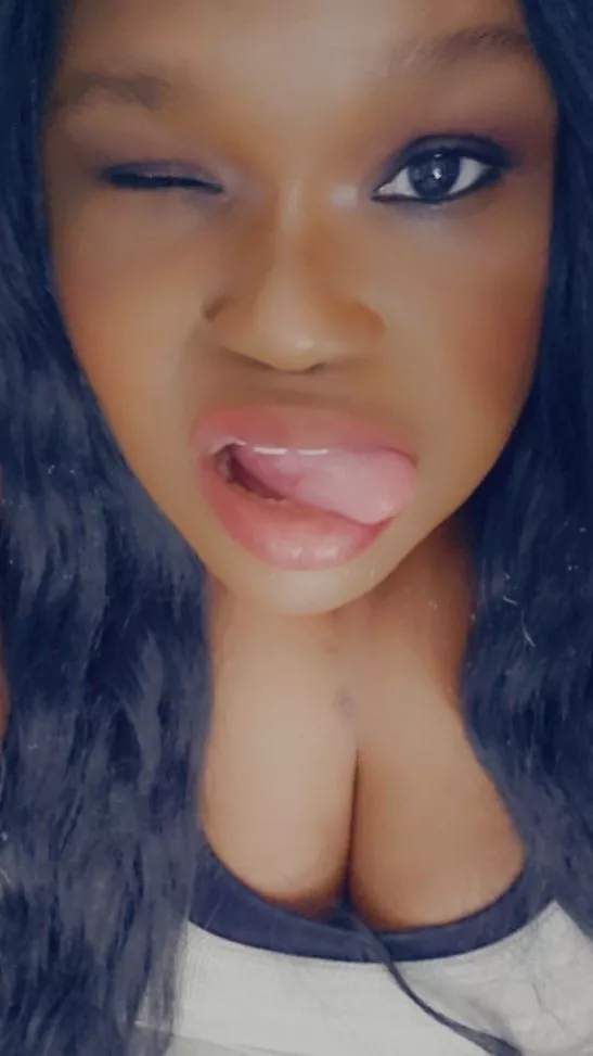 My profile picture, but hi! Long time, no see. 😚😘