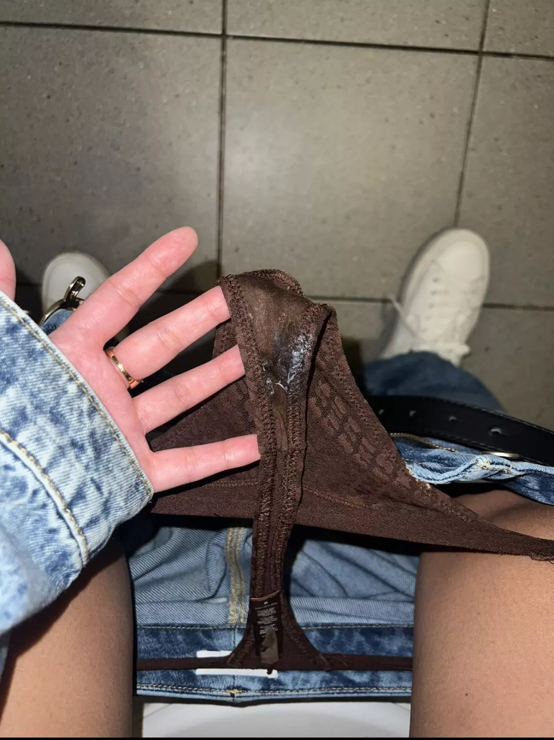 Random redditor commented asking how wet my panties were, probably didn't expect a response but I was dripping so no choice really