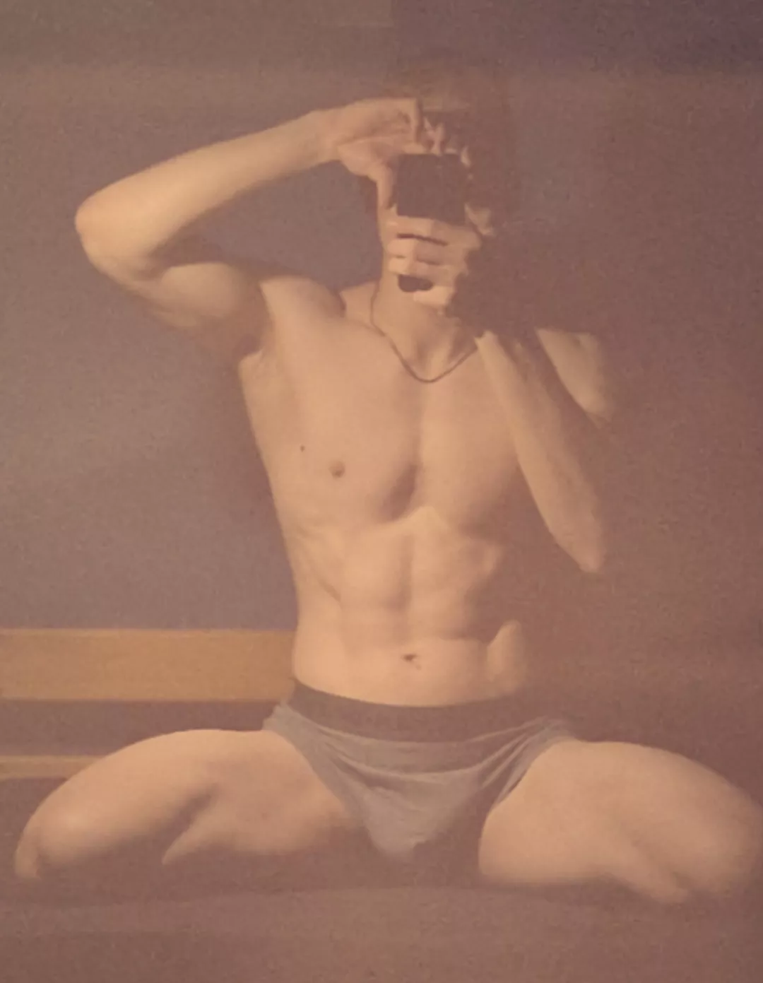 20 first post here👀