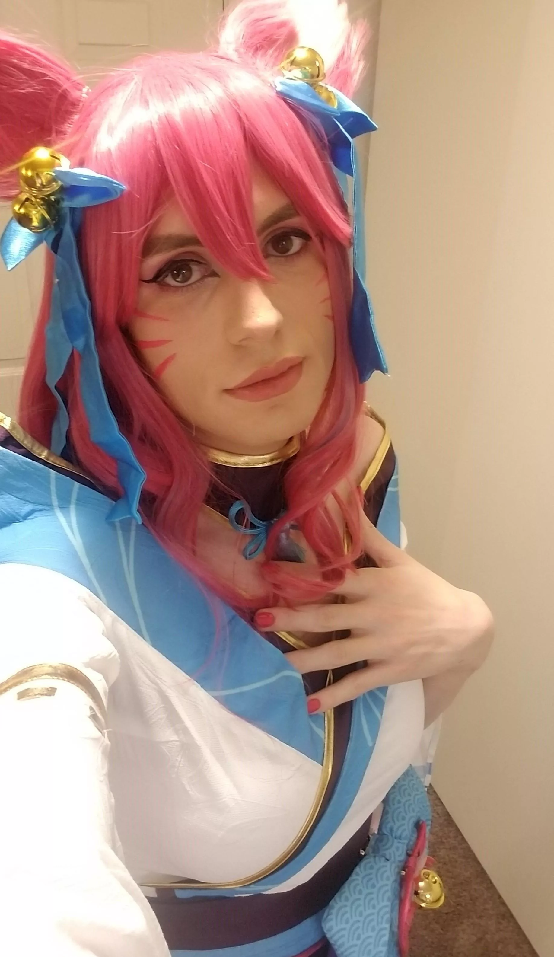 Happy Femboy Friday! Is my costume cute? 🥺😘