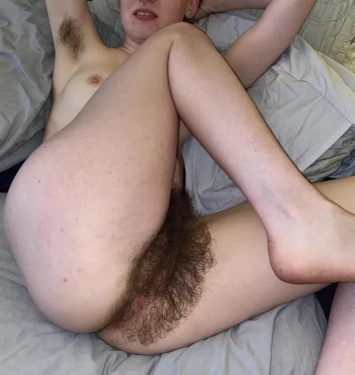 Here I go again… ready to show my hairy mess off the world [h]