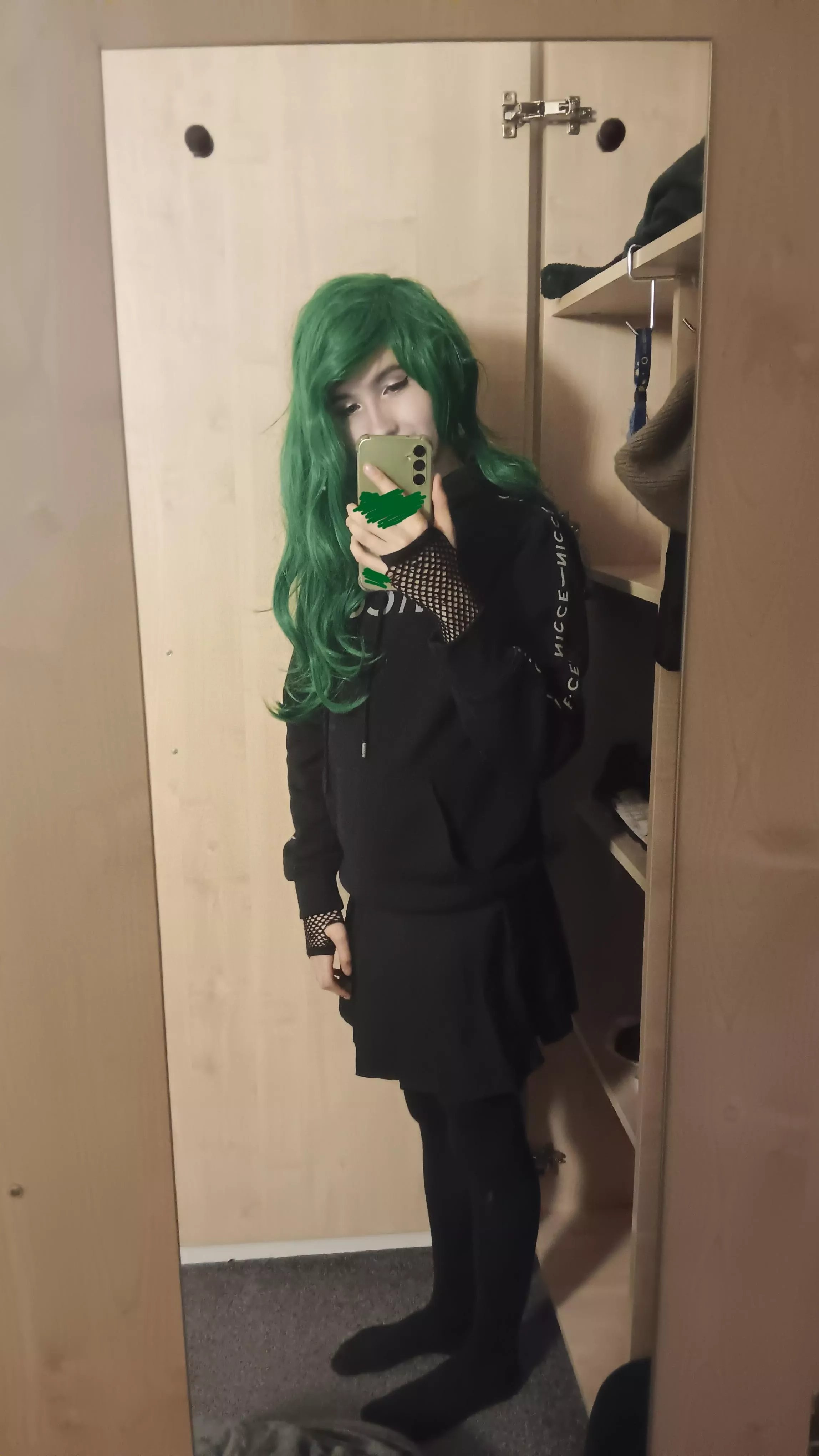 Hi 😶 (say it back or I'll be sad)