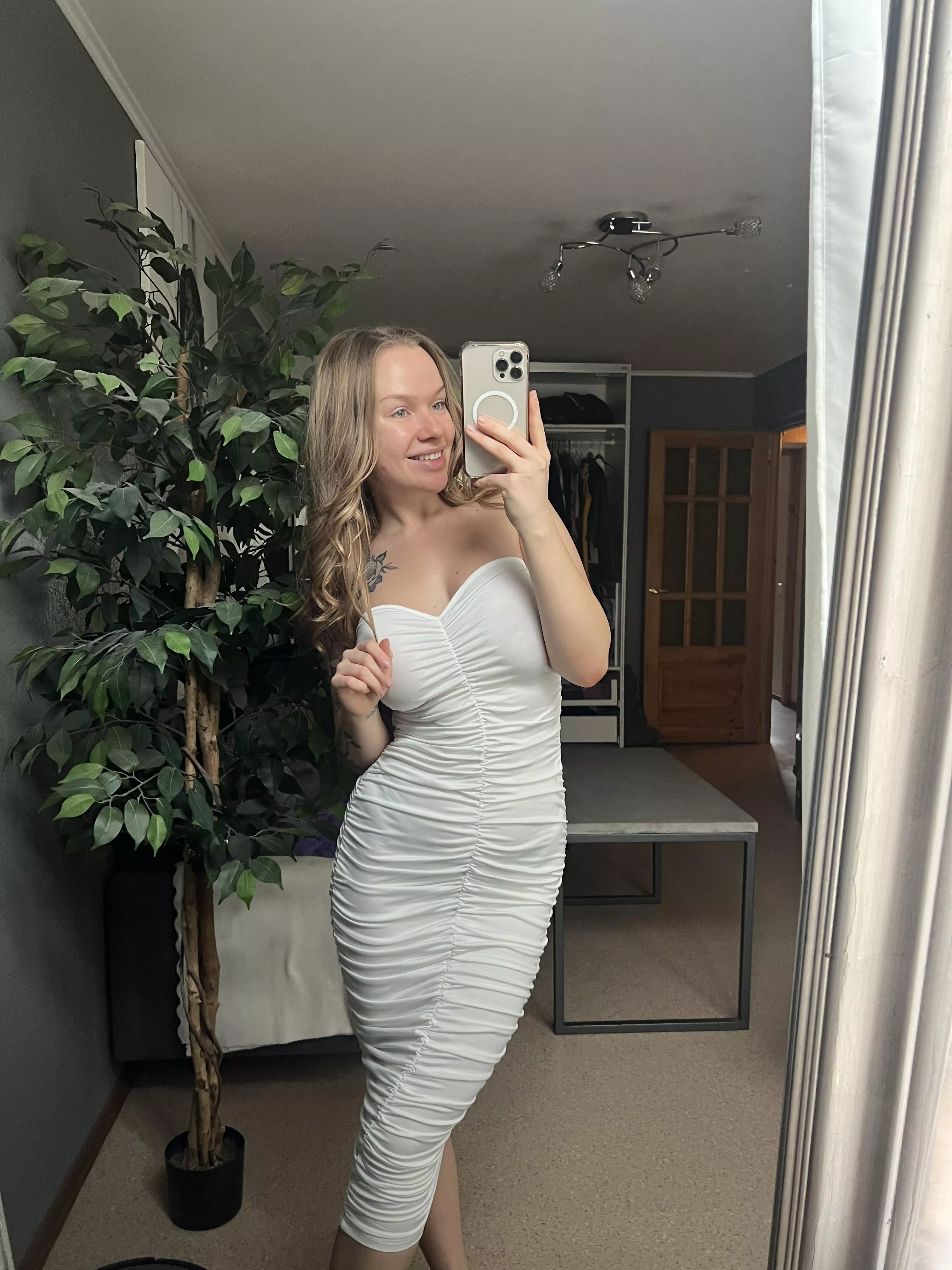 How do I look in white? 🤍