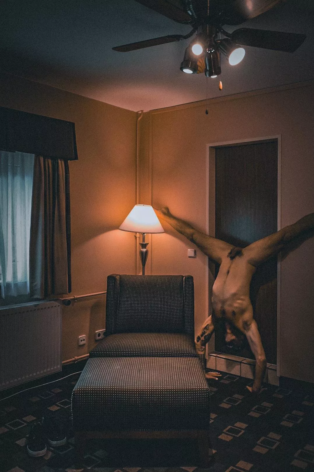 Moody Hotel Handstand
