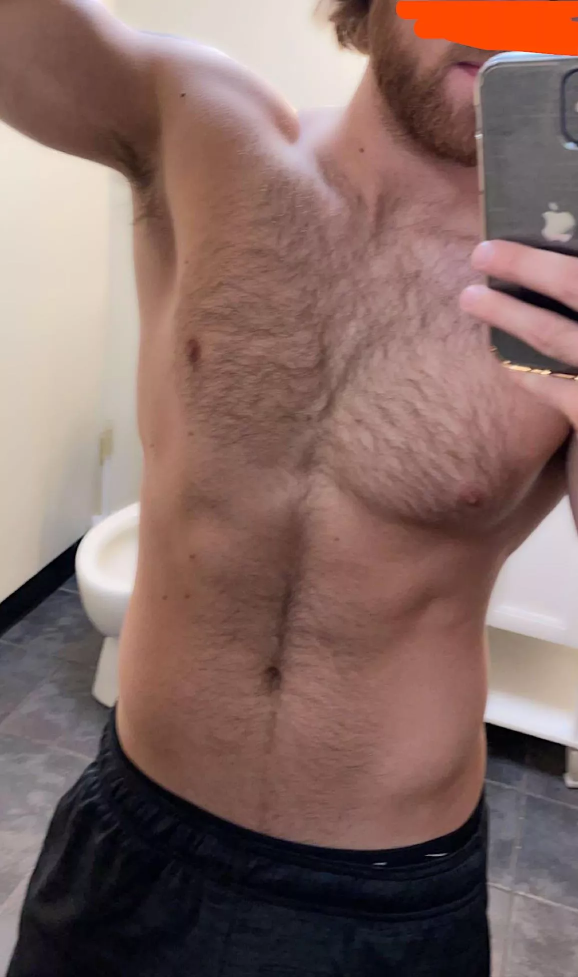 No deodorant today been catching whiffs of my scent