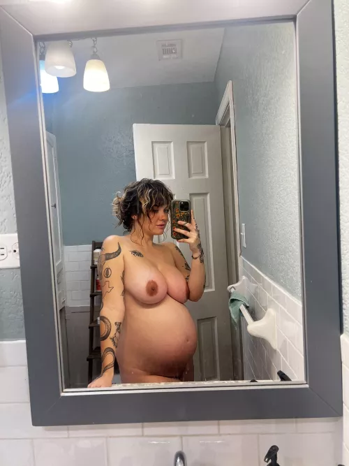 Pregnant Girl, would you smash or pass
