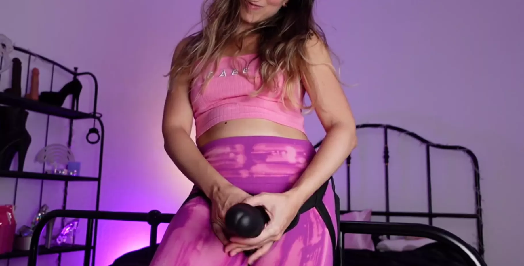 That's how i greeted my newly met slave. I made him cum 3 times. How can you say no to 19to Femdom. Who's next?