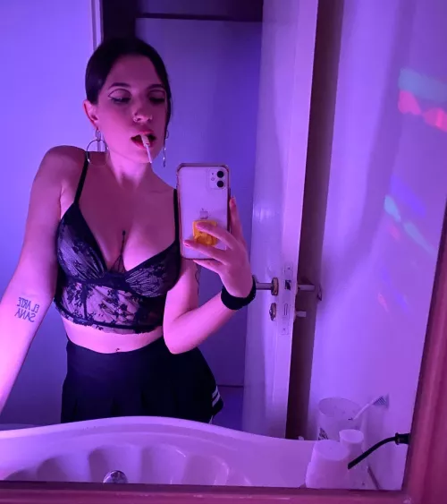 Trouble never looked so fine.