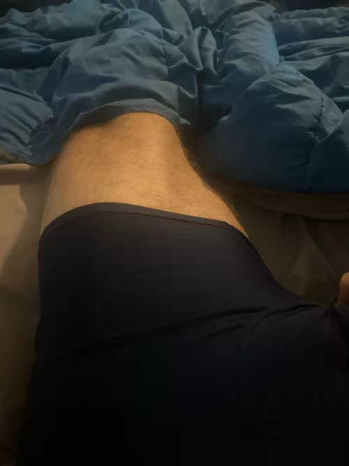 34 personal trainer and former Leo so this is most of my uniform