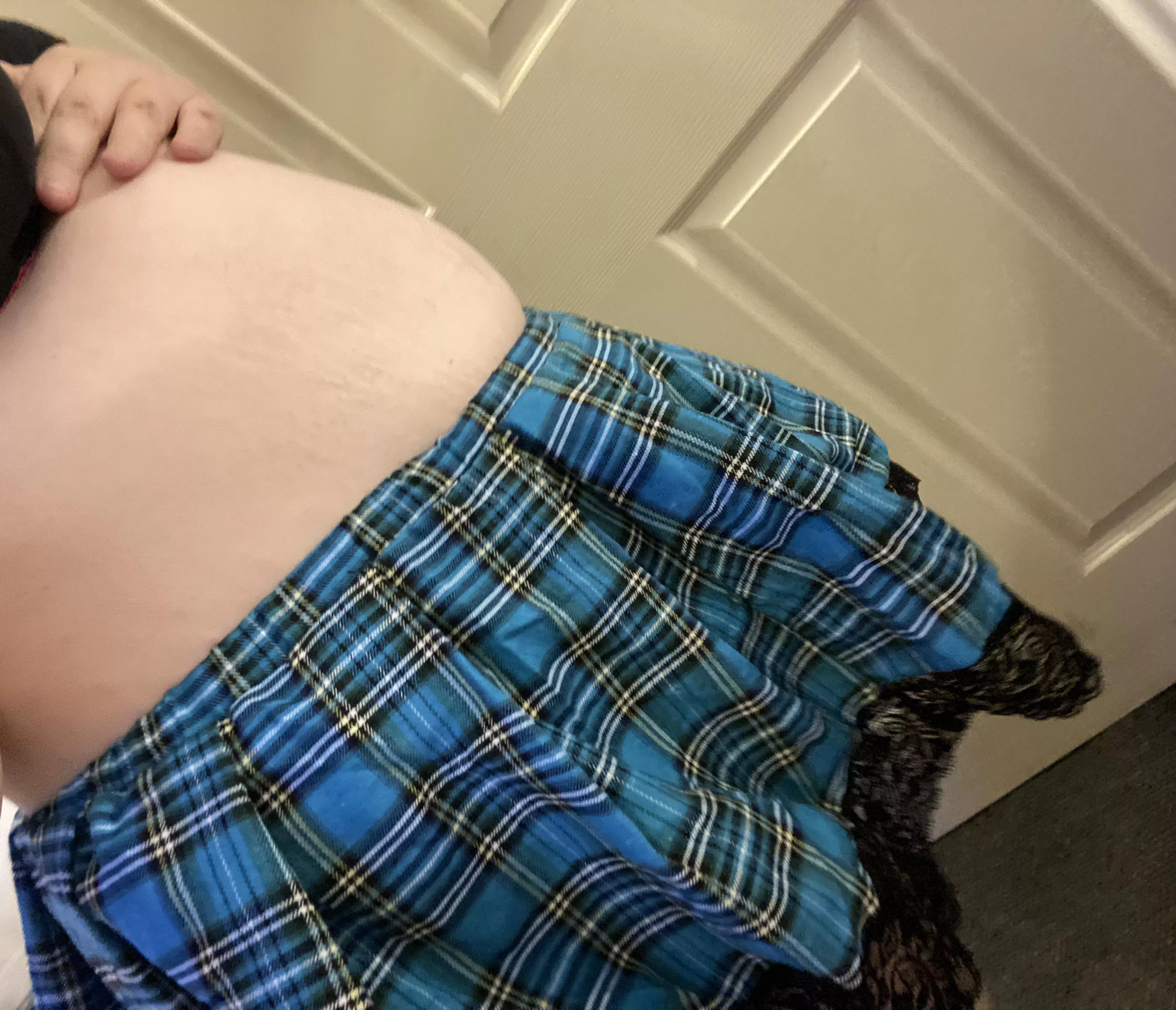 Anyone want a pregnant school girl? I’m 21 weeks pregnant!