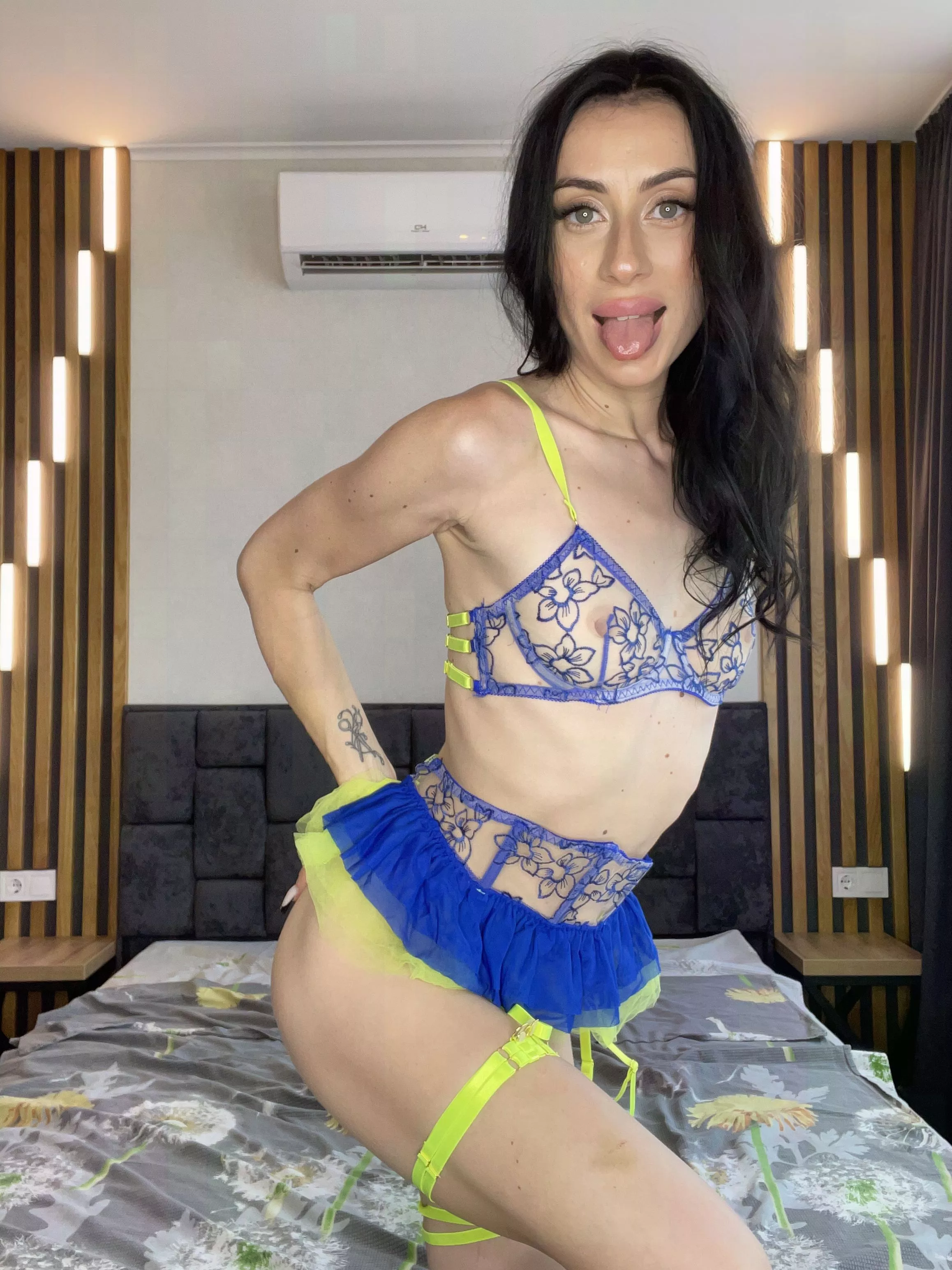 Can I fill your phone with my nudes?