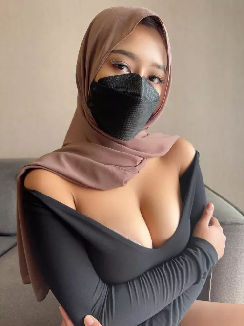 Can I go on a date with you wearing this?