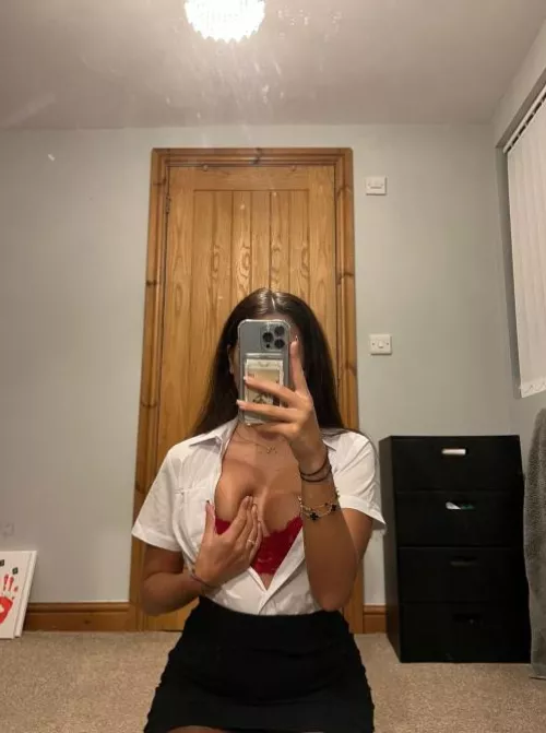 can i sit nexto you in class