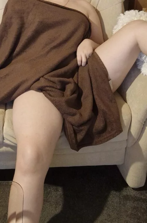 Can you resist me if I remove the blanket ?