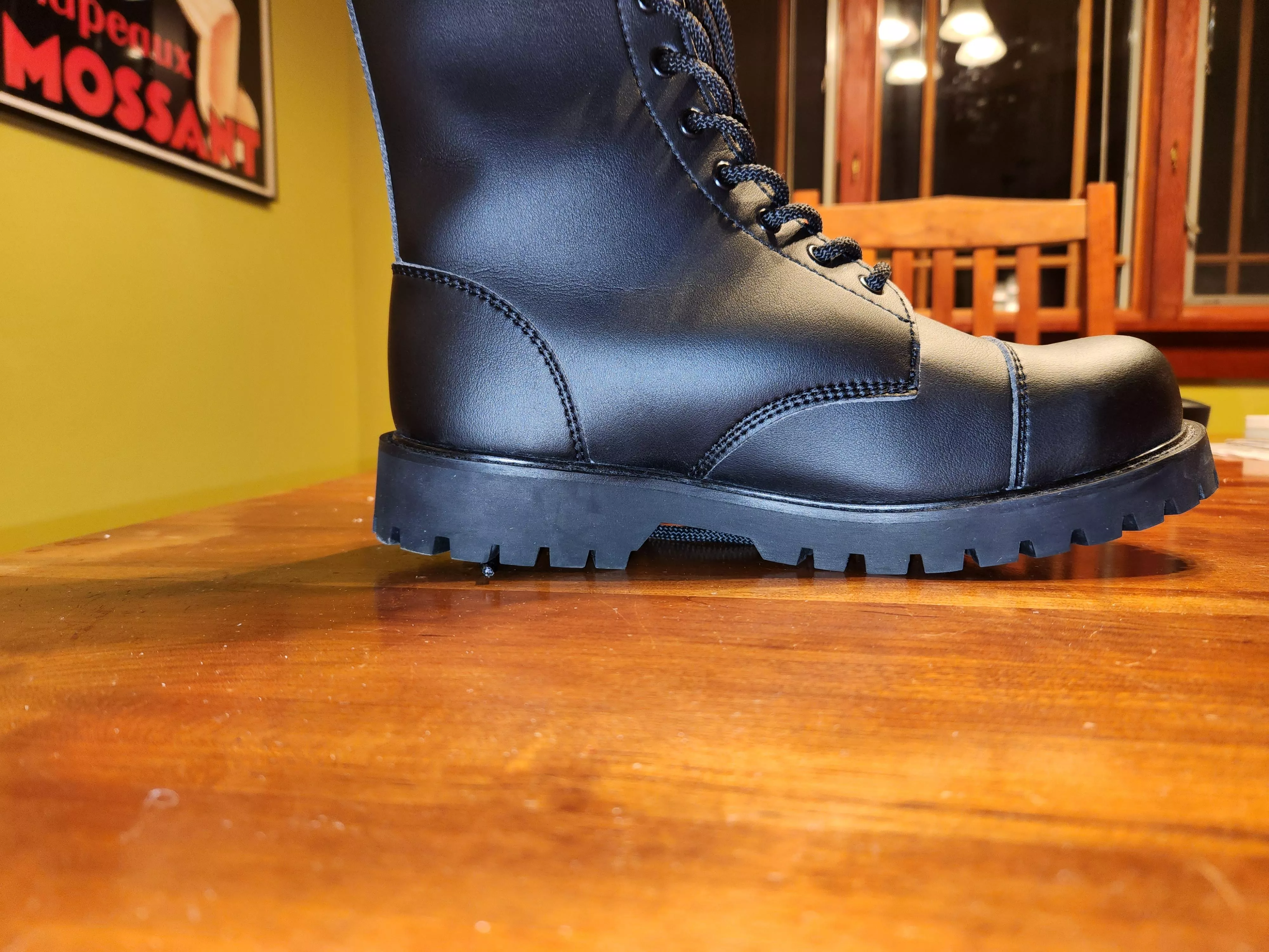 Curved sole? Is it okay?