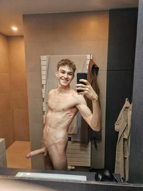 Describe my looks in 3 words