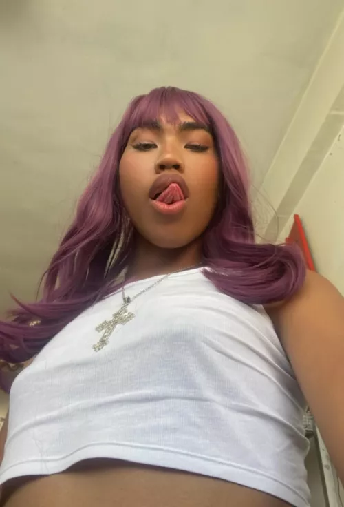 do you like the sissies with purple hair?