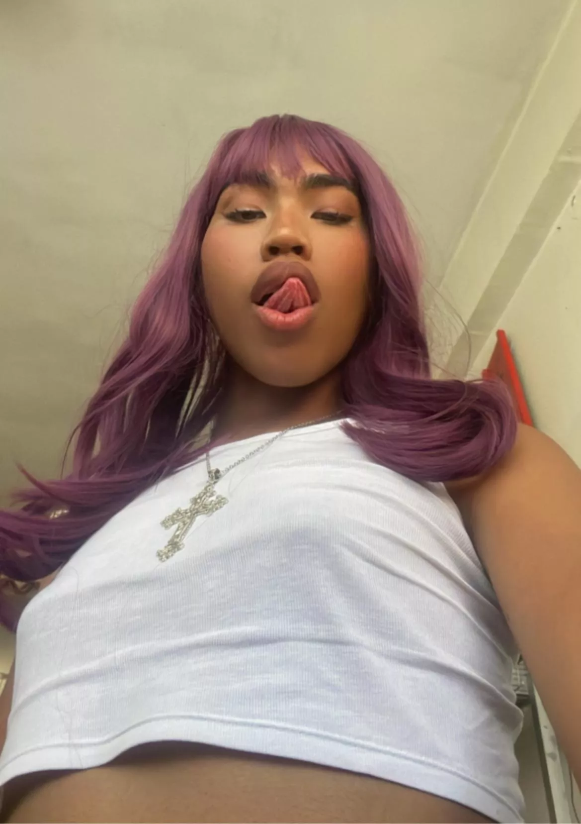 do you like the sissies with purple hair?