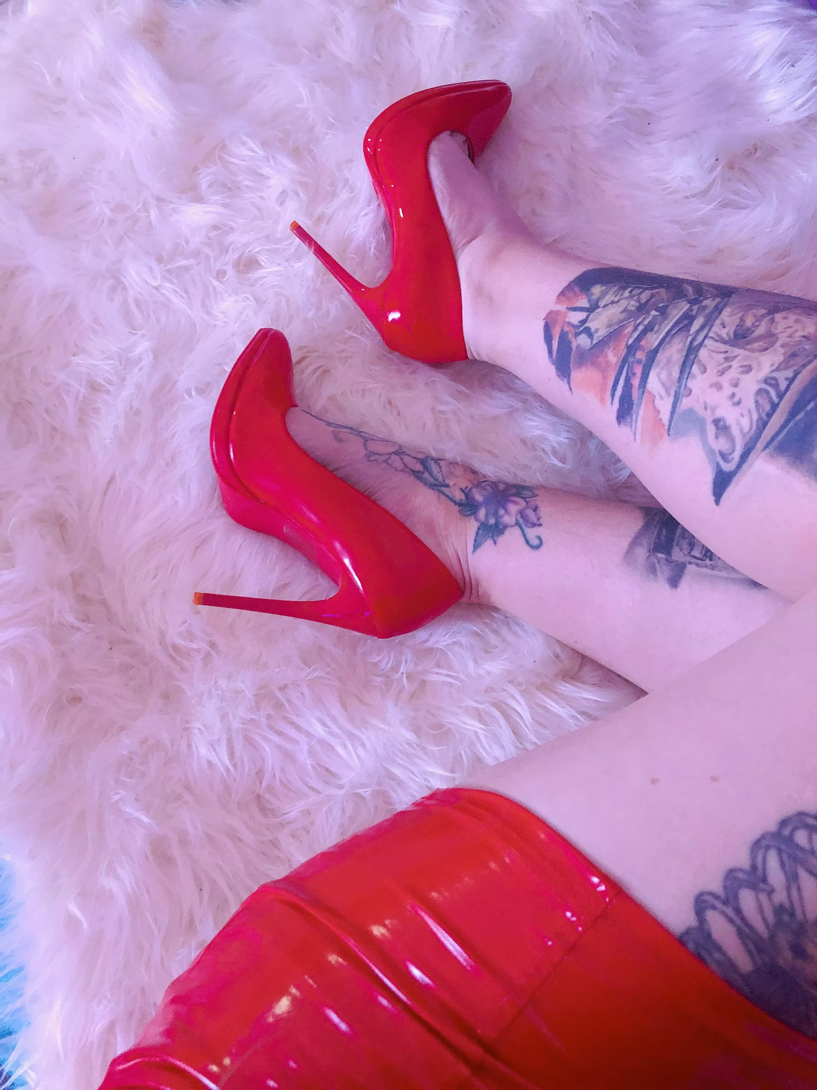 [F] I send you hugs and many kisses my love.