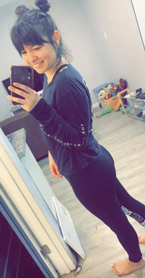 Got a good booty pump today :) [f]