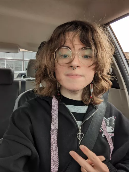 How's everyone's day? ;3