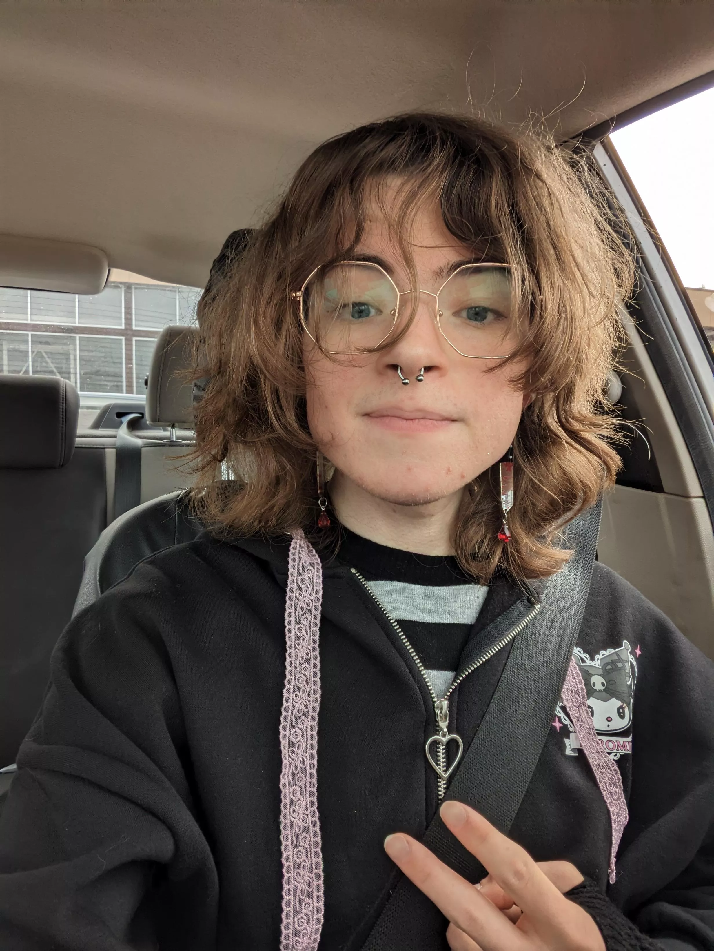 How's everyone's day? ;3