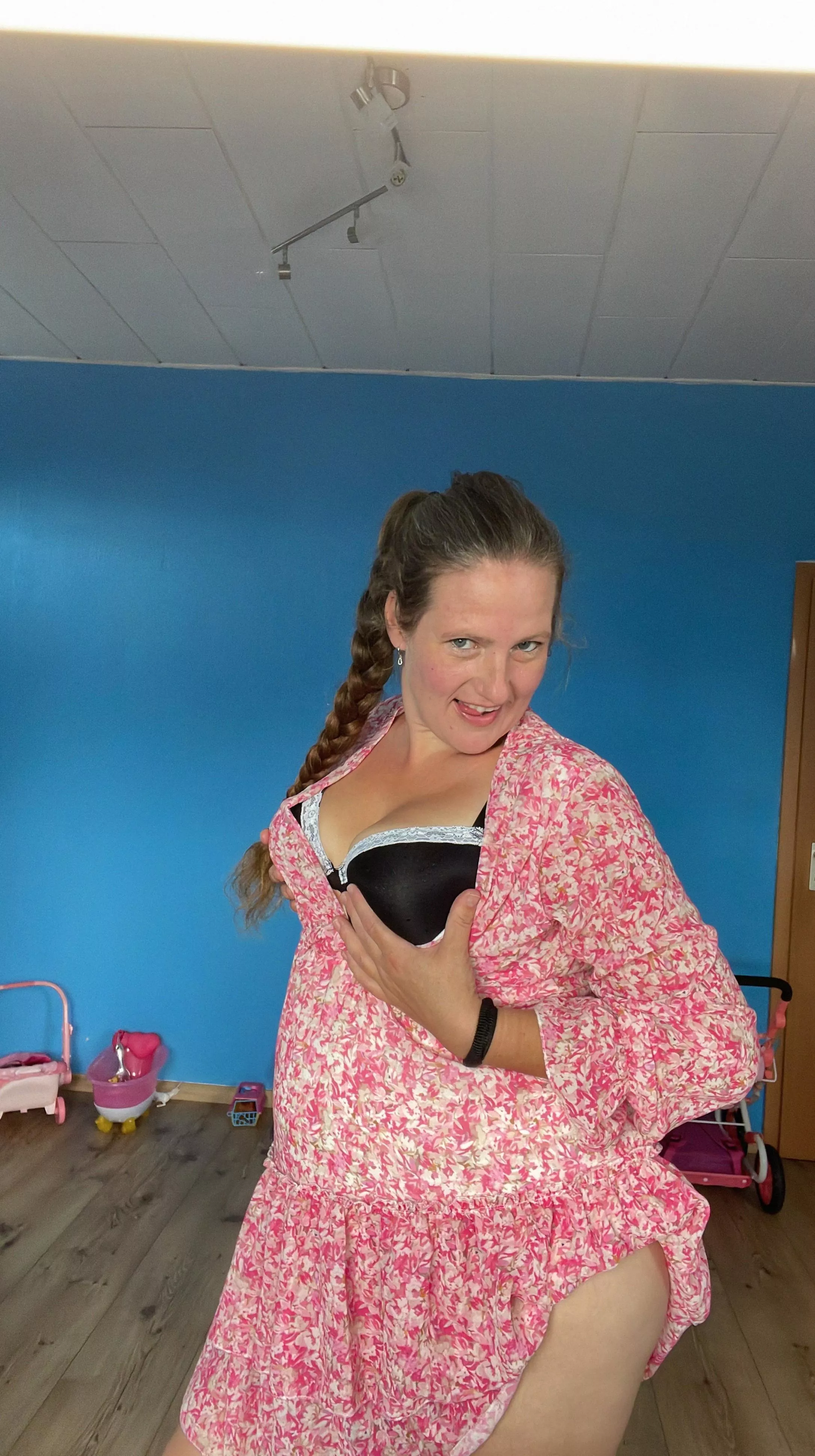 hubby says i go to the highest bidder