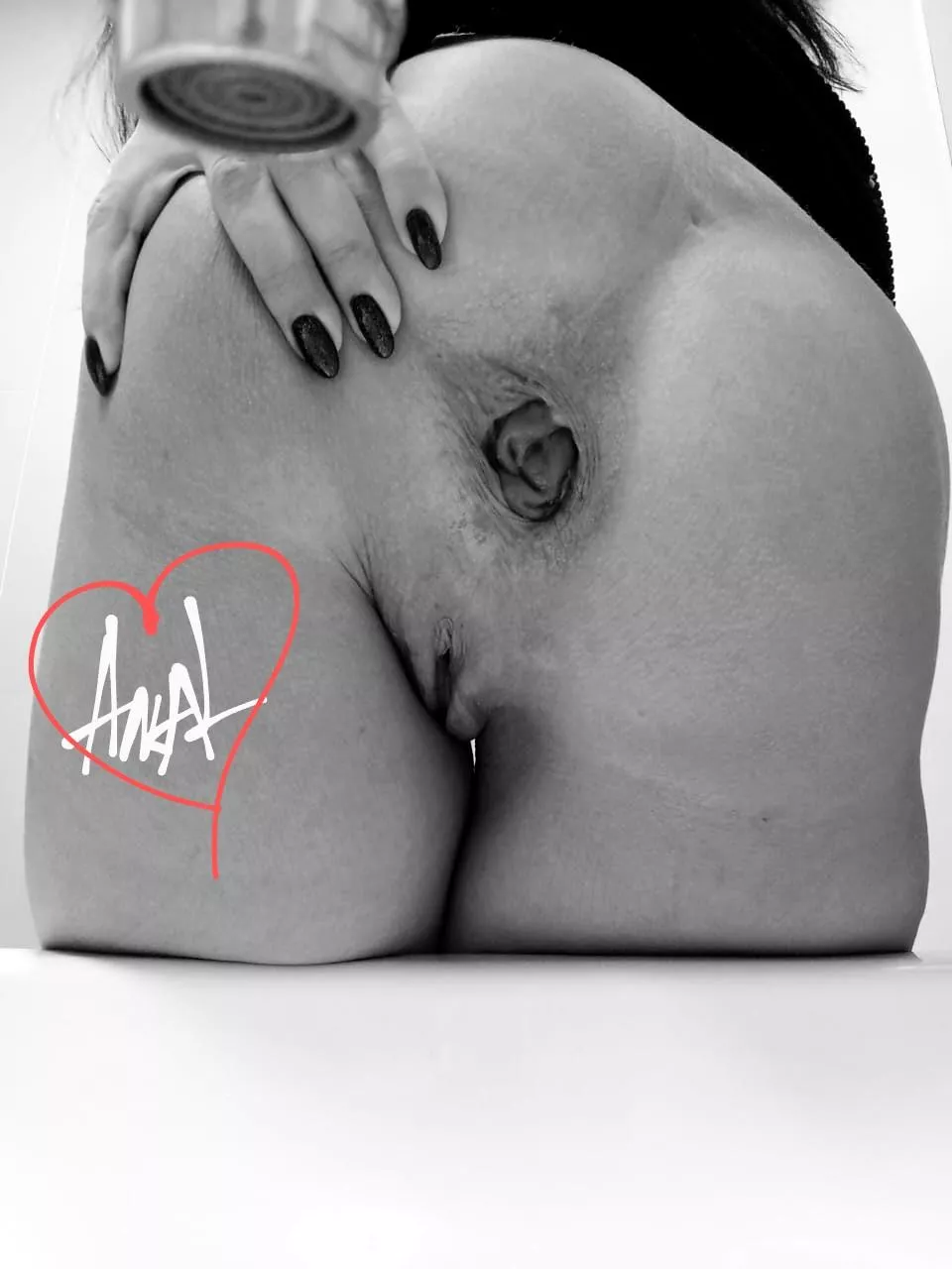 I give it for a dump every other day (f34) bunny