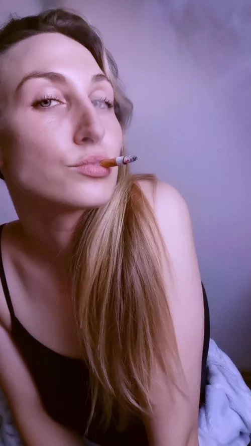 I hope you like blonde smokers🔥🚬