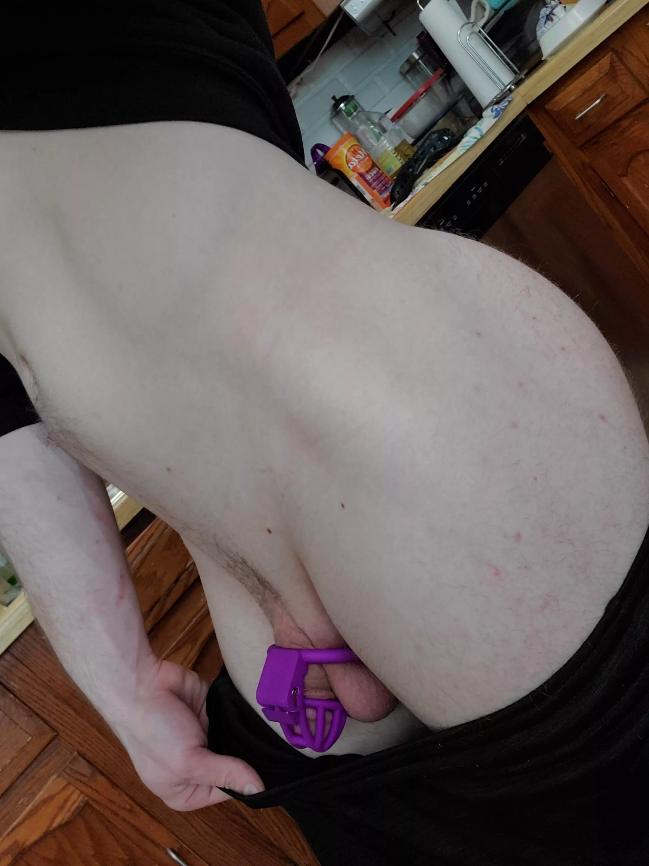 I just love wearing my cage while doing every day things 😅