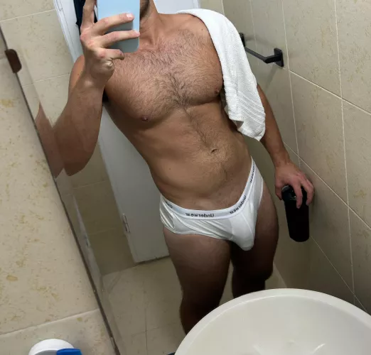 It outlines enough to seduce you?