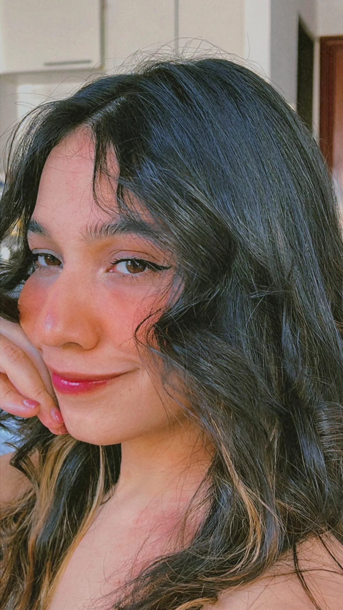 light halloween makeup IUTR