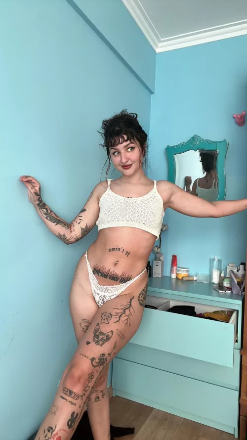 lingerie at its best...