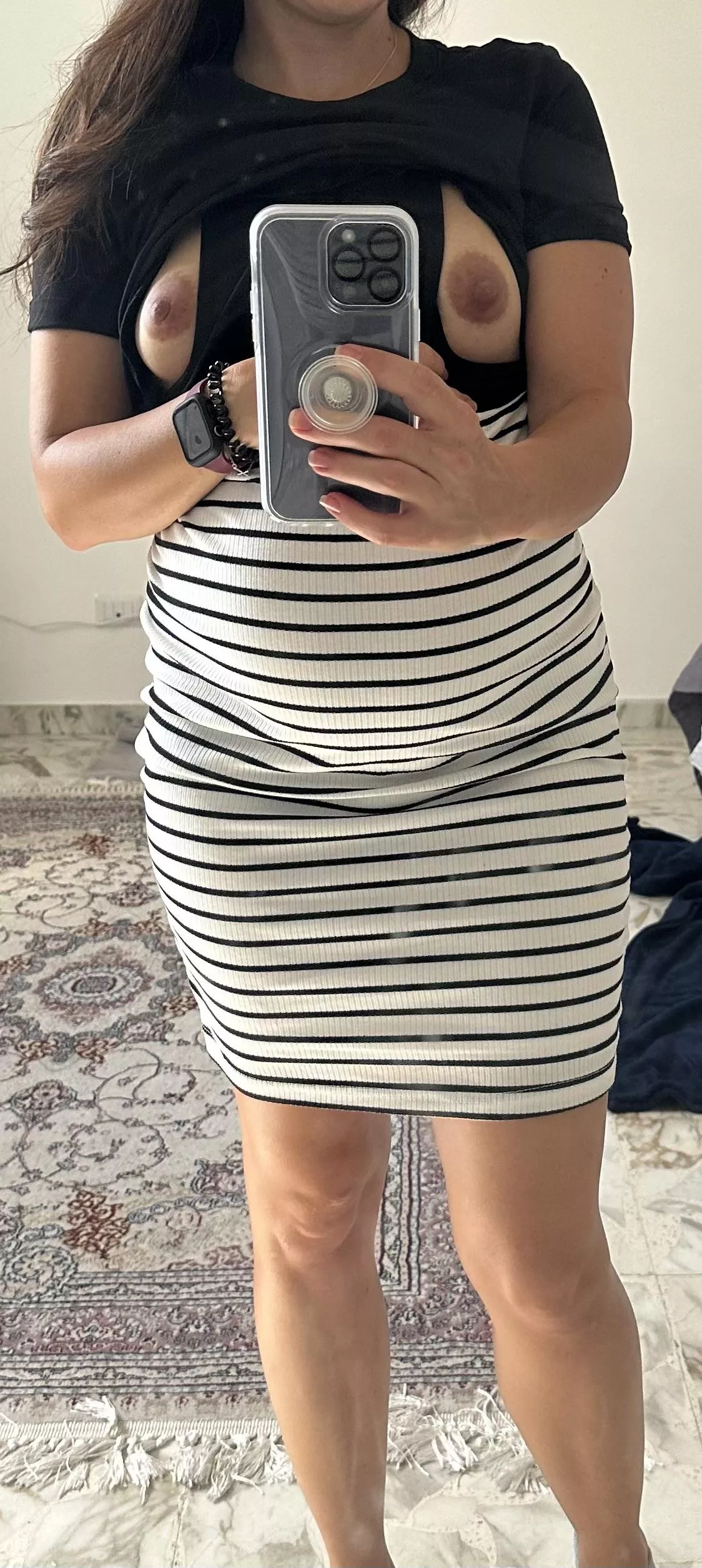 Love this dress for quick tit sucking access. Who needs a snack?