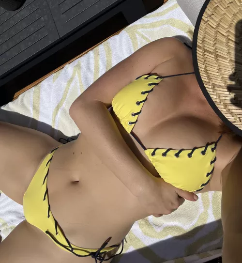 Make sure to wear protection 👒