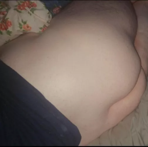 Need someone to lay beside me