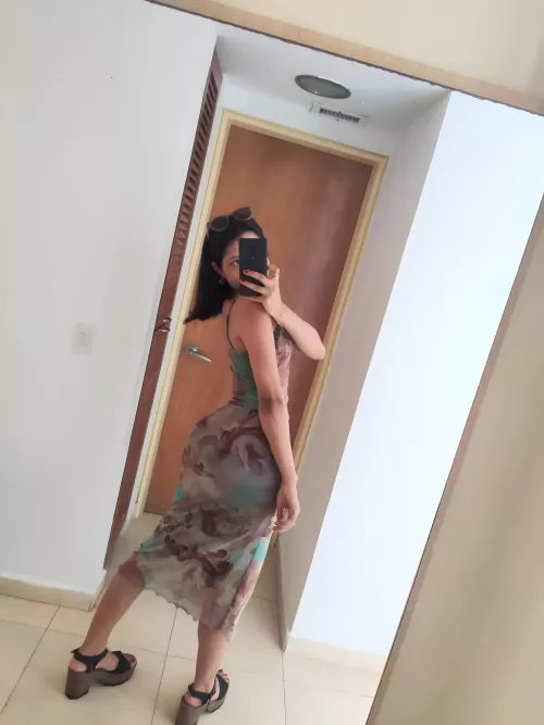 Nothing like beach vibes for a Friday ☺️🔥