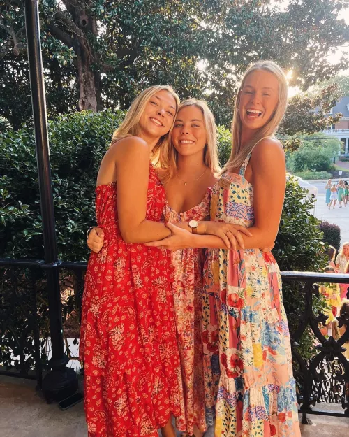 Three Blondes