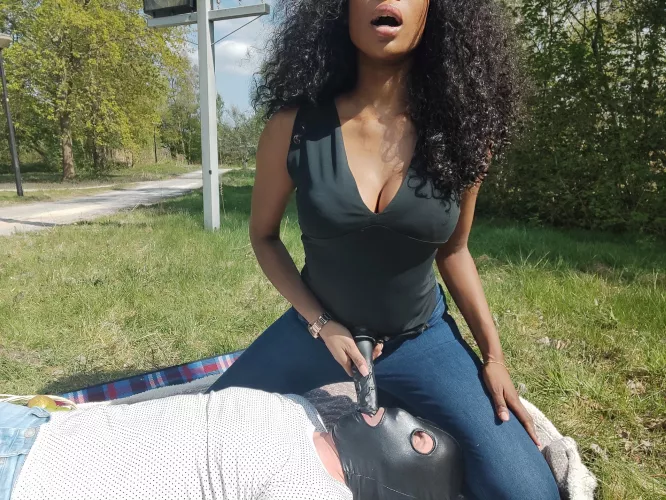 Wanna go picnic with me?