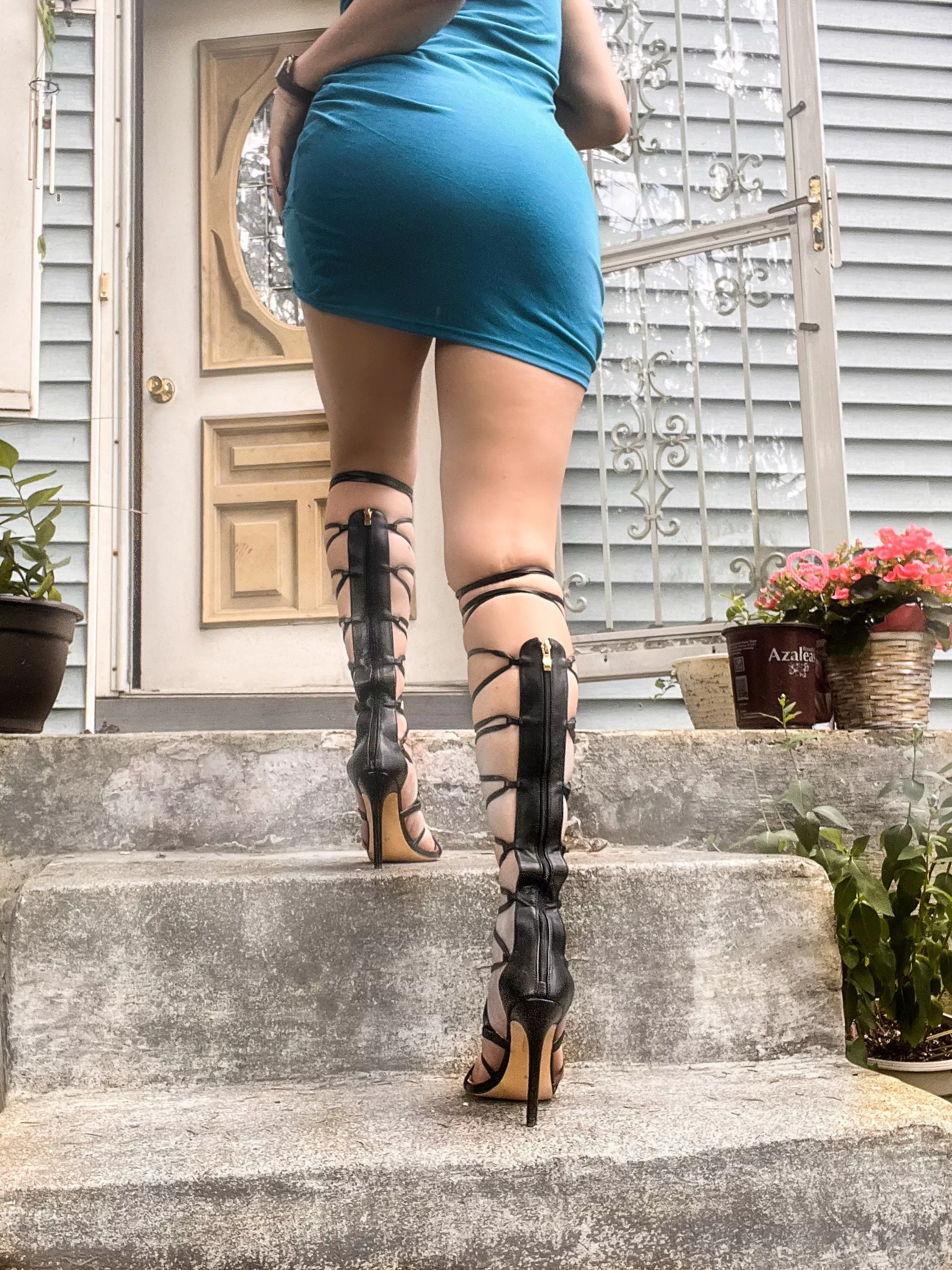 What are you staring at, footboy?