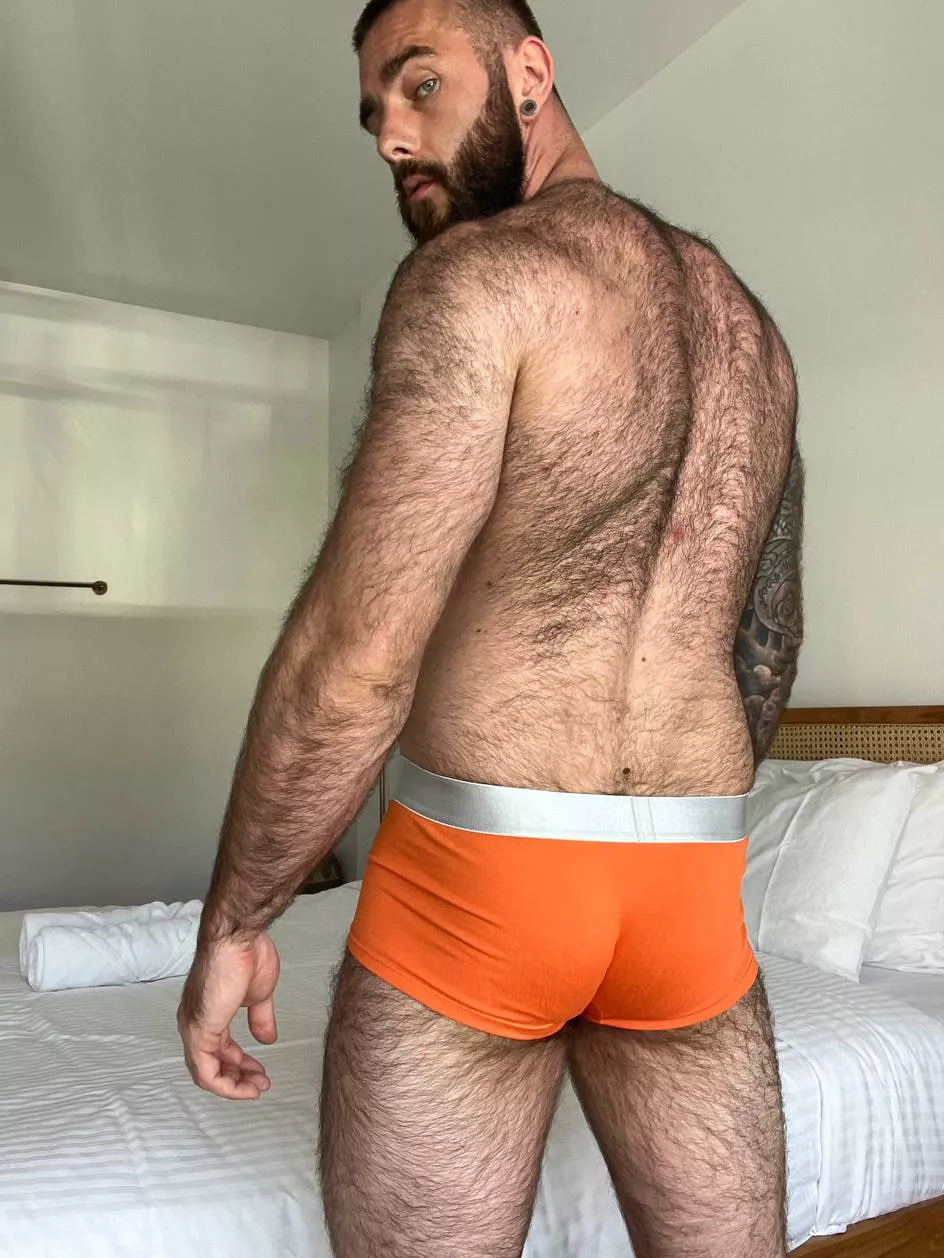 What’s your honest reaction when u see my flat ass?