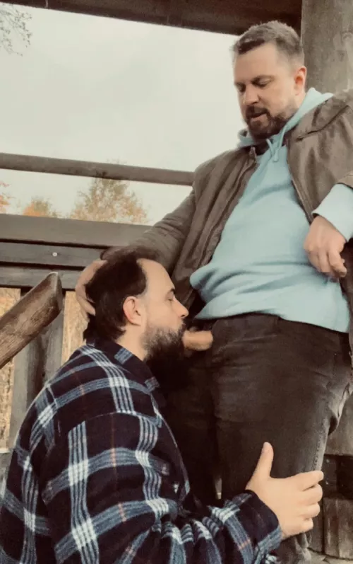 What’s your honest reaction when u see us doing this during a hike?.