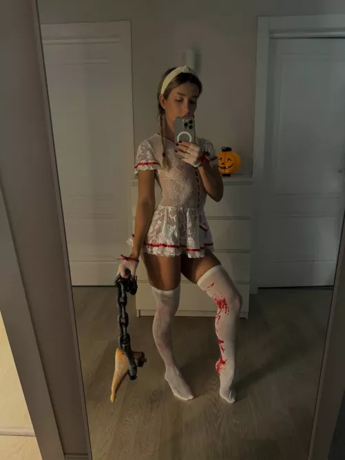 Would you be scared or excited to meet me in your bedroom at night?