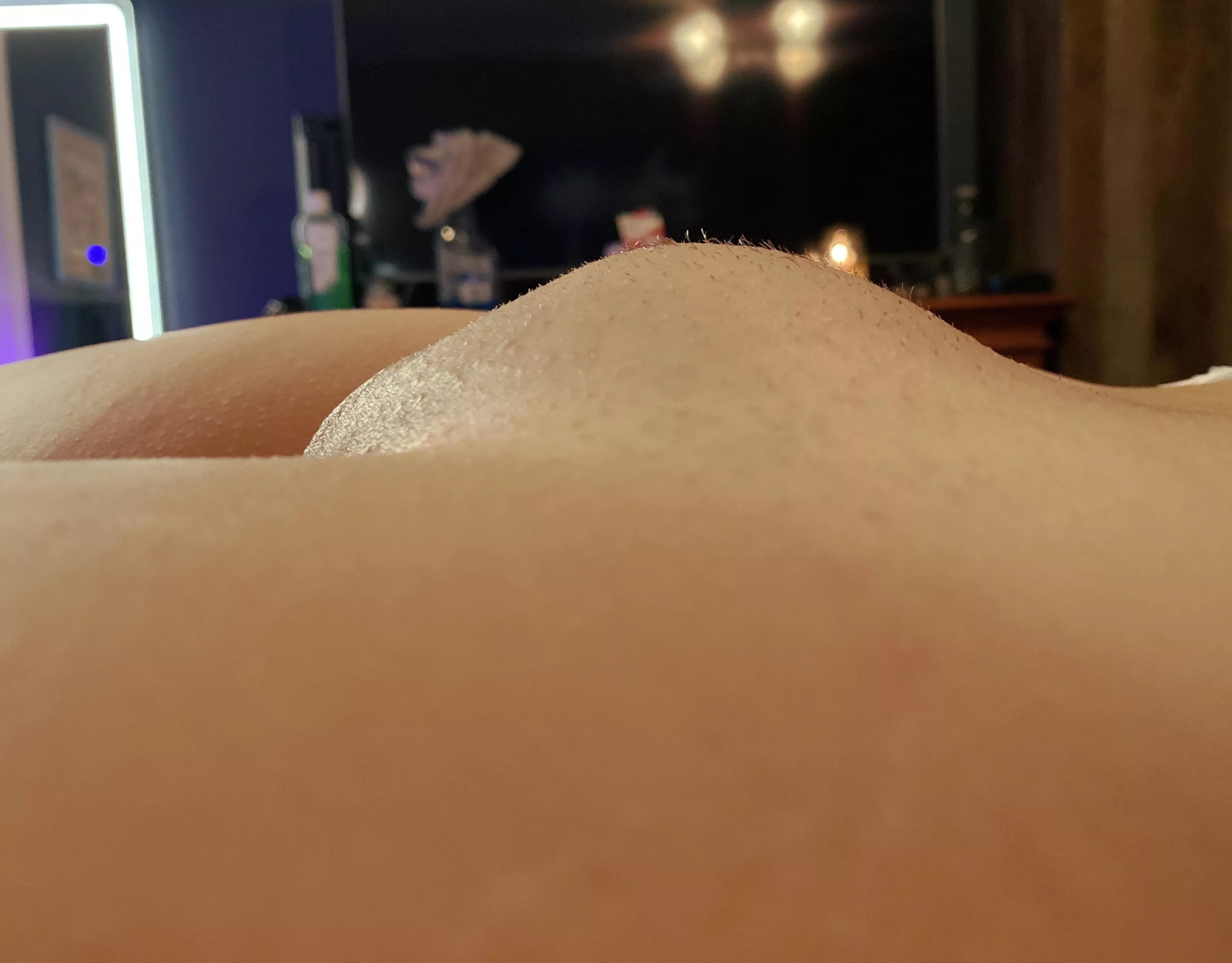 Would you date a girl with a mound like mine