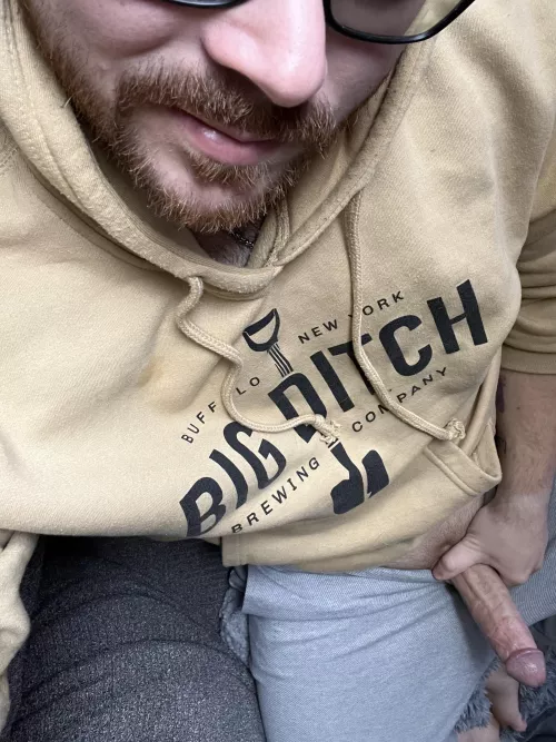 Come say hi! I don’t bite… hard 😉