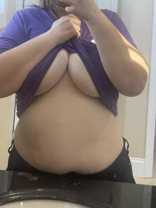 Feeling myself this morning! 😘