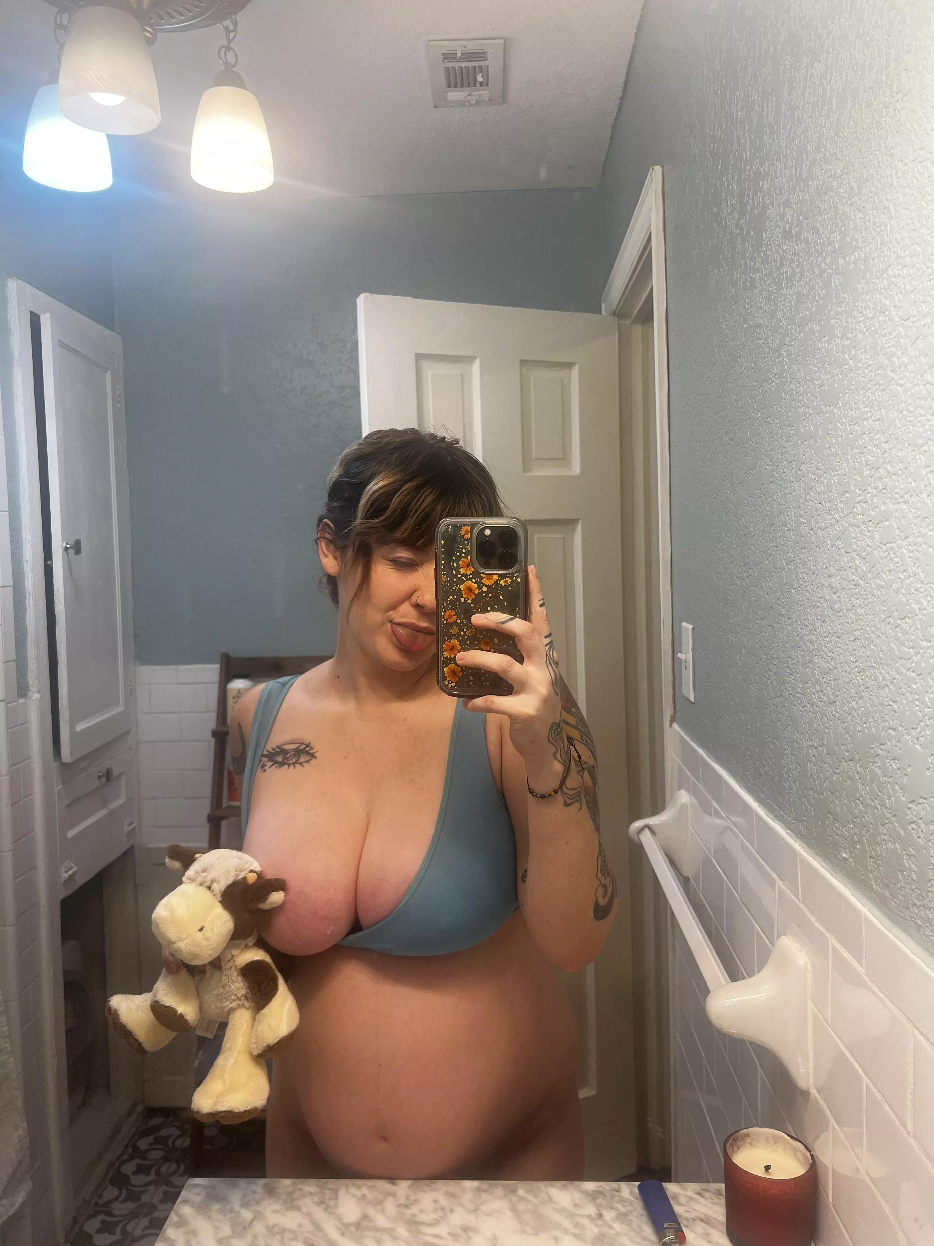 How attractive does my little bump look?